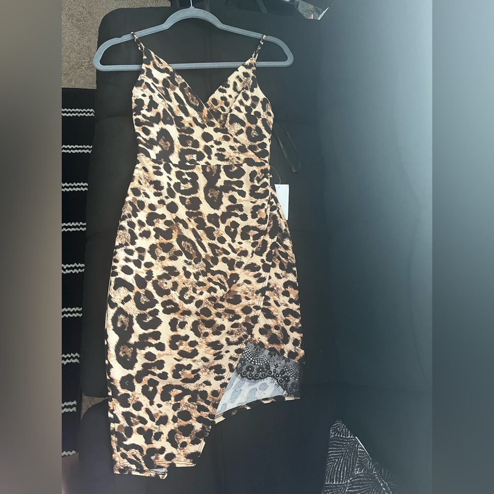 Leaopard print sexy brand new dress from Dillards originally $70